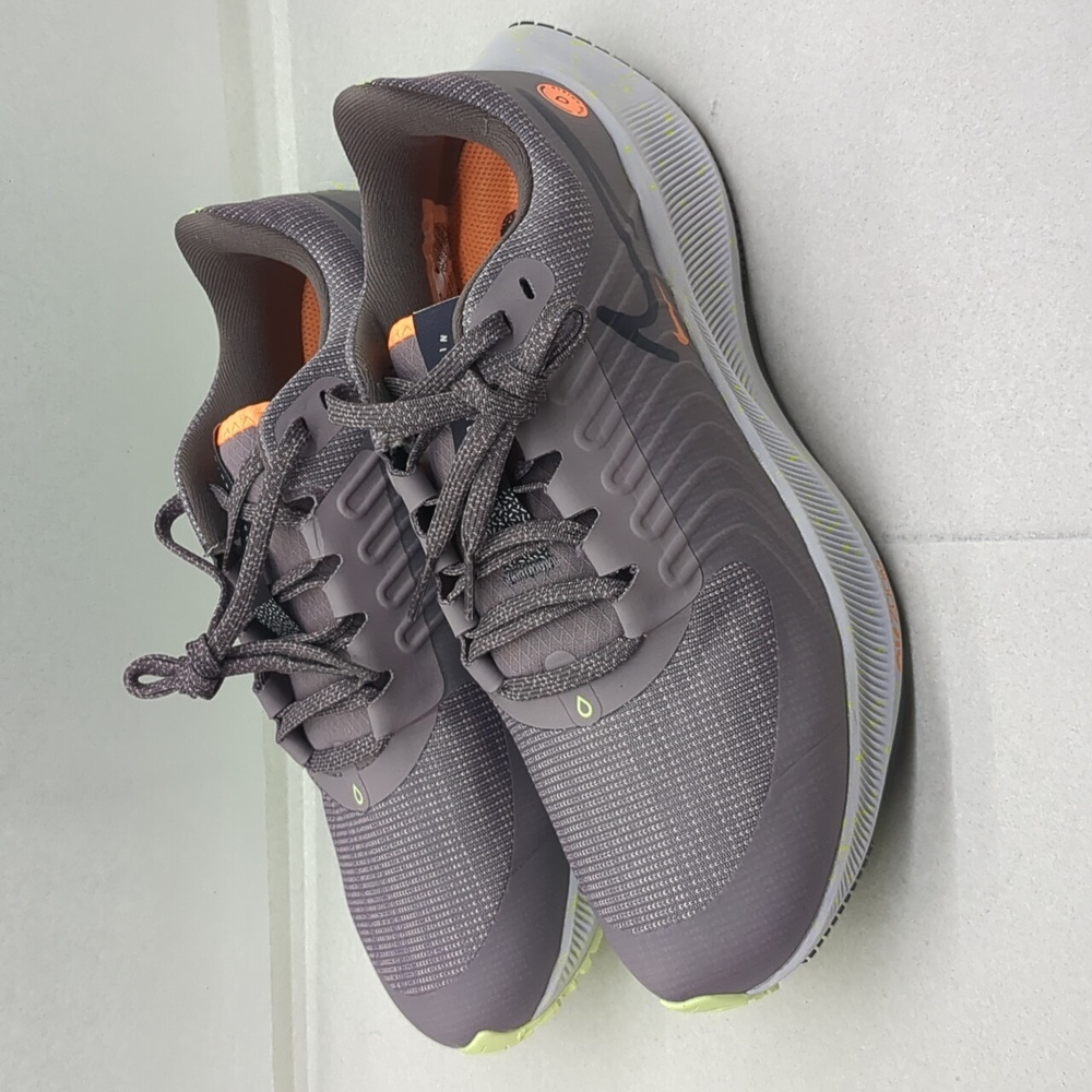 Nike Womens Air Zoom Pegasus 38 Shield DC4074 500 - Size 8 - Purple